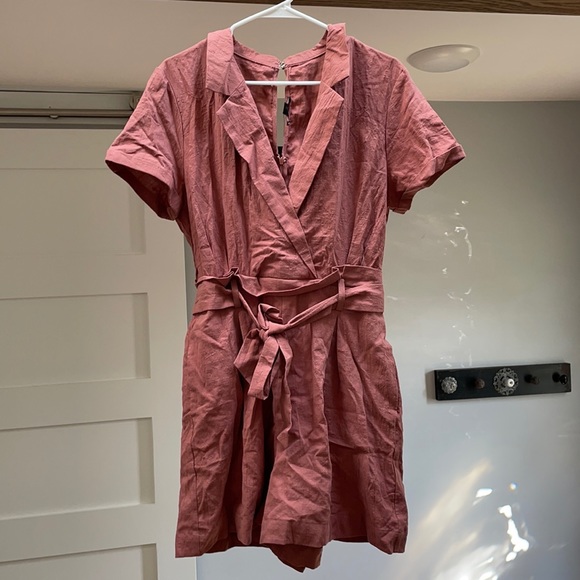 Fashion Nova Romper - NWT - Picture 4 of 8